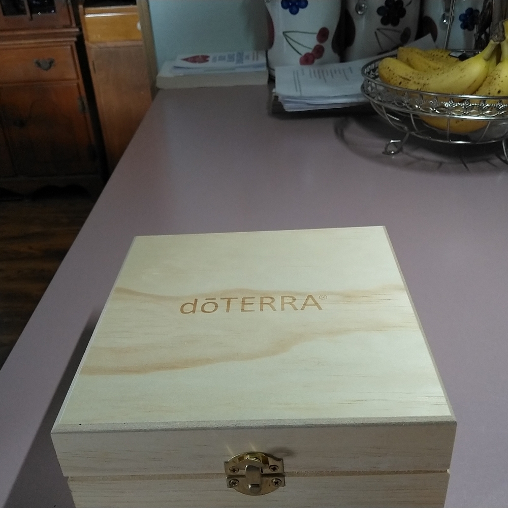 doTERRA custom made box with or without 7 essential oils.